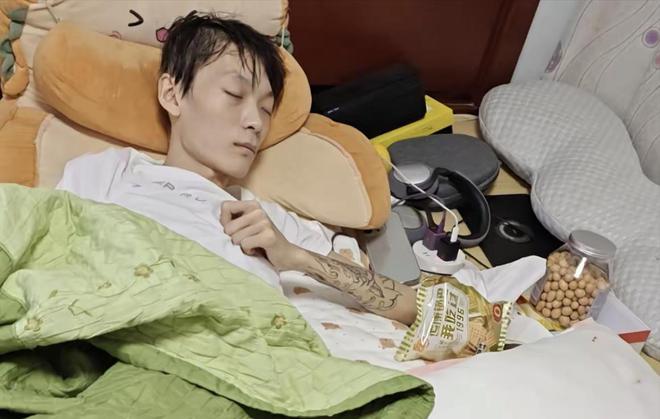 继去世有人一语成谶最小的年仅18岁凯发网址短短4天内就有4个网红相(图3)